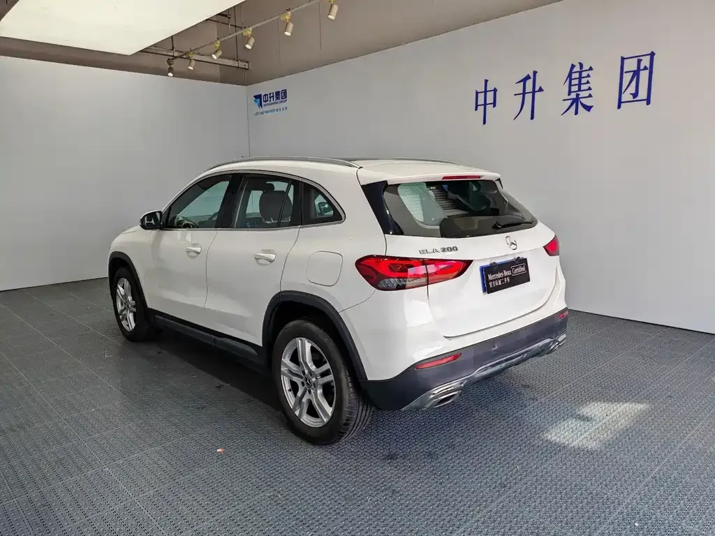Mercedes-Benz GLA — фото 7