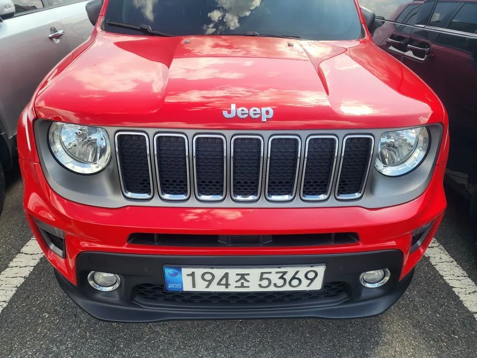 Jeep Renegade — фото 1