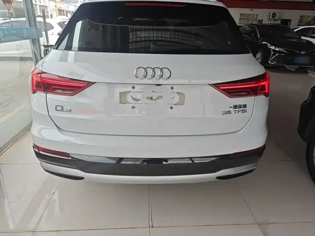 Audi Q3 — фото 4