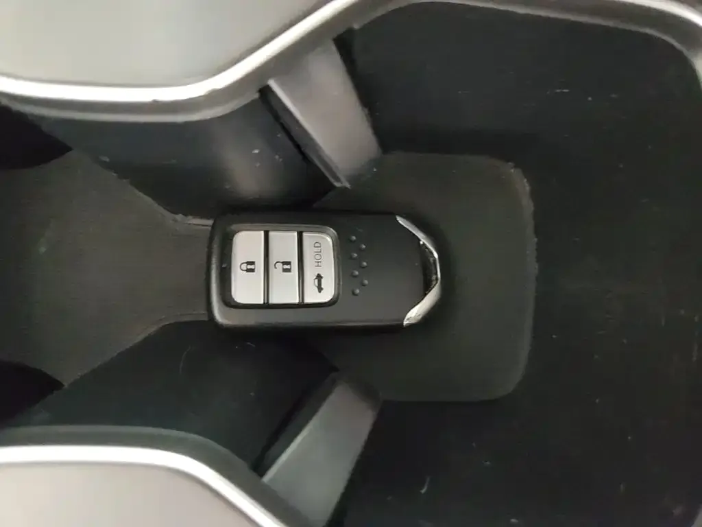 Honda Accord — фото 9