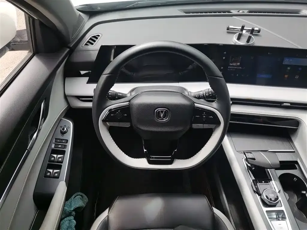 Changan CS75PLUS — фото 7