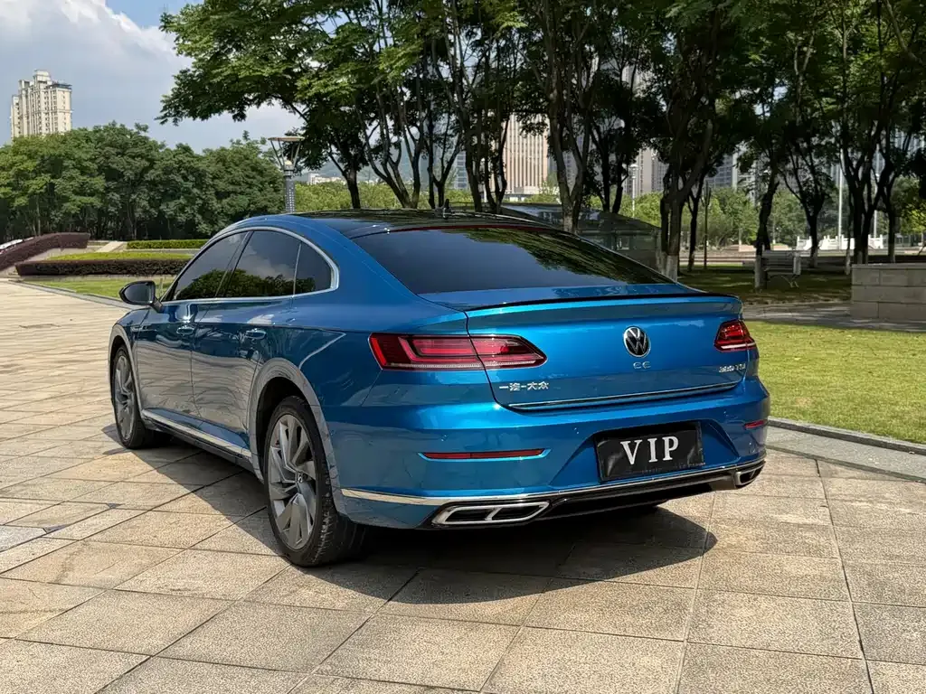 Volkswagen CC — фото 6