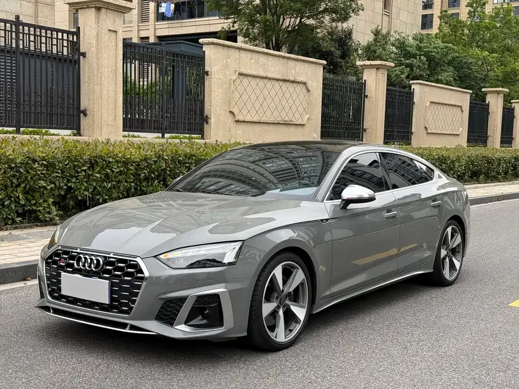 Audi S5 — фото 1