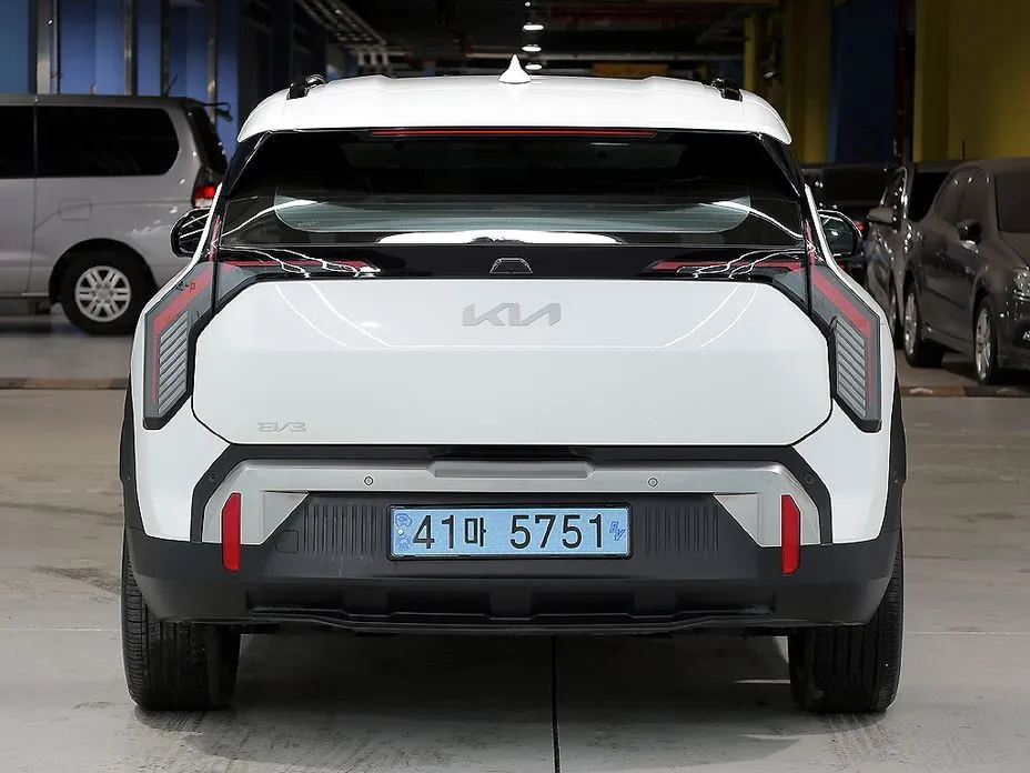 Kia EV3 — фото 6