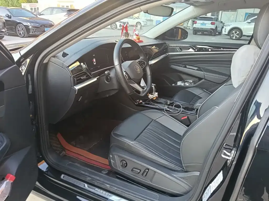 Volkswagen Passat — фото 5