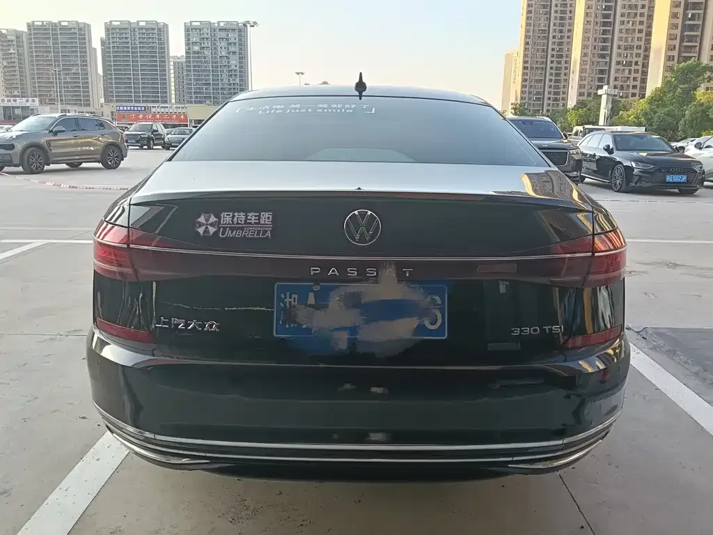 Volkswagen Passat — фото 7