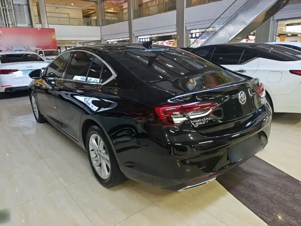 Buick Regal — фото 10