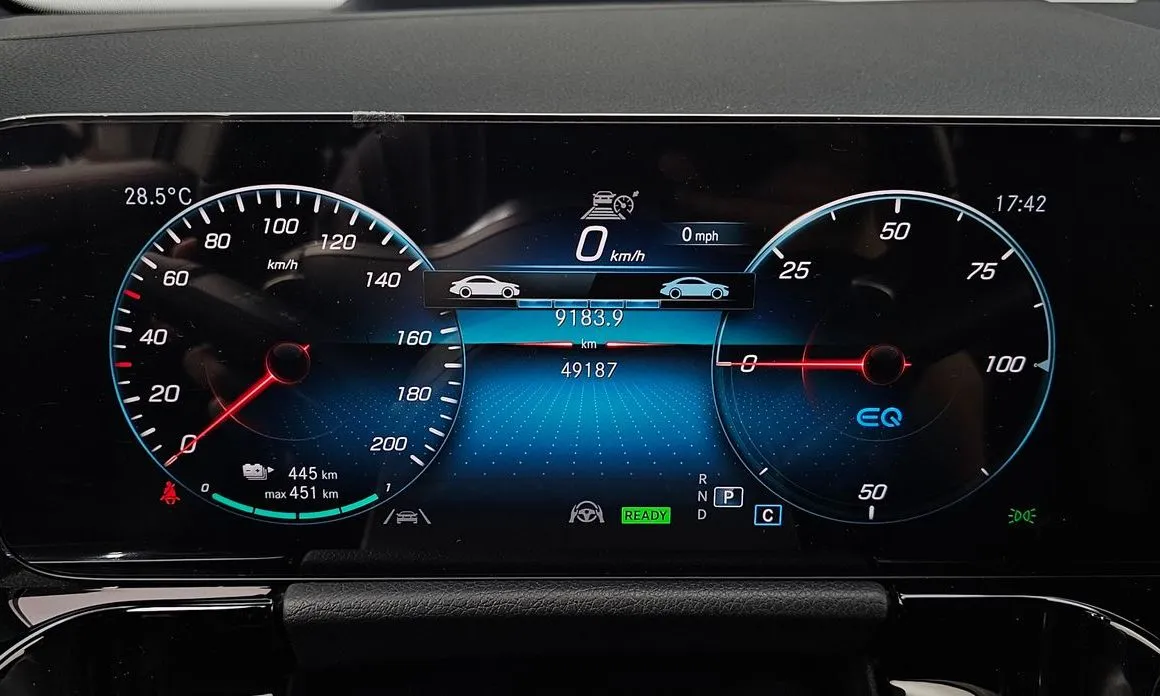 Mercedes-Benz EQA 2024 из KR, фото 8
