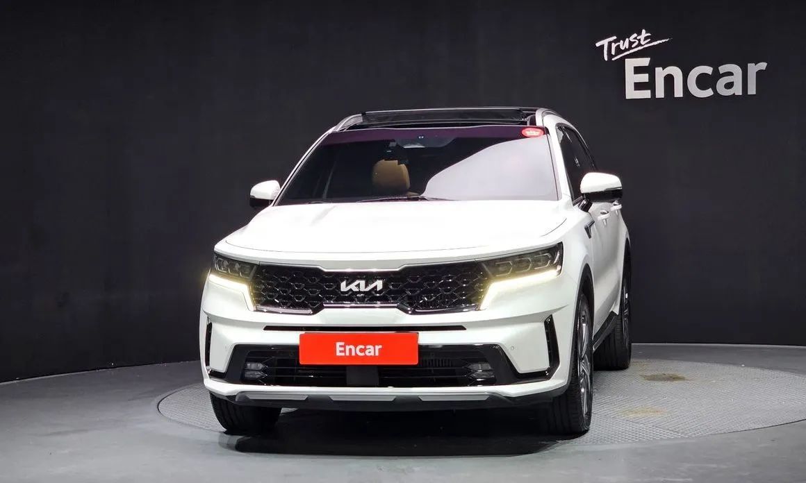 Kia Sorento — фото 9