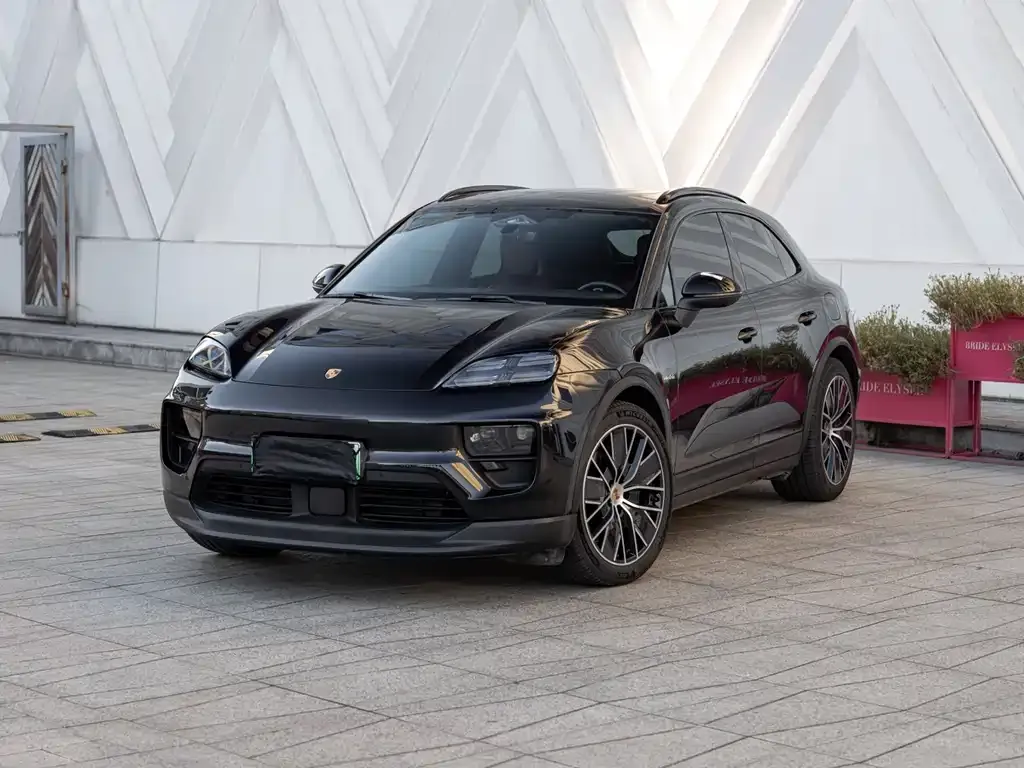 Porsche Macan EV — фото 1