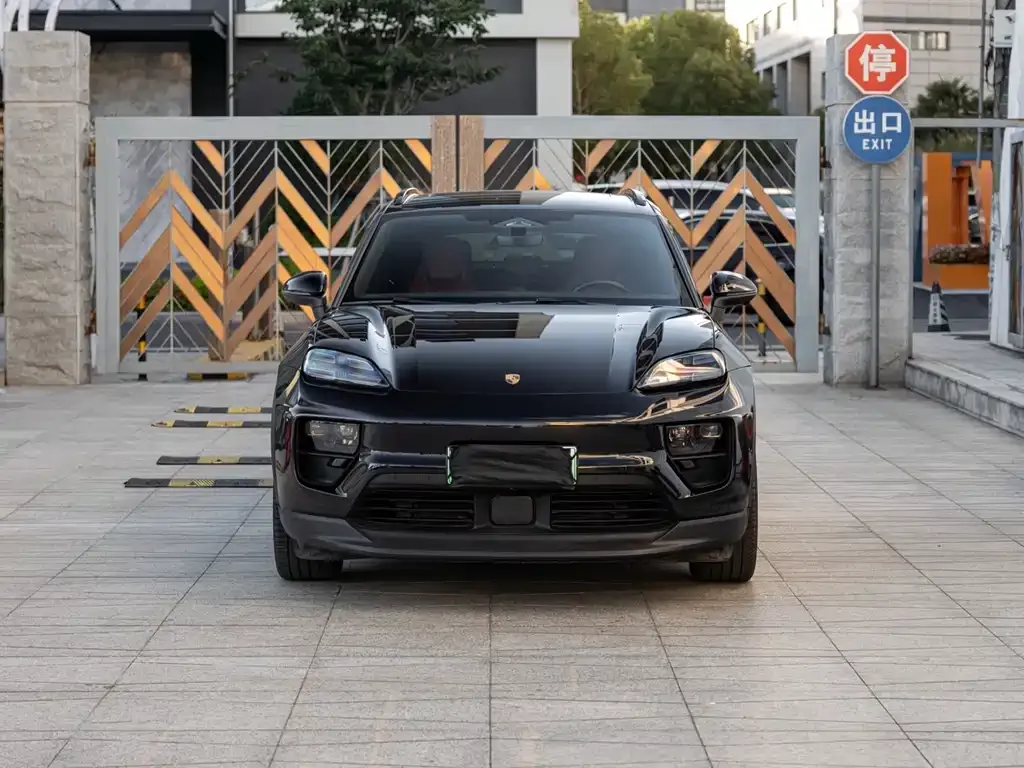 Porsche Macan EV — фото 4