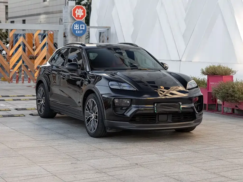 Porsche Macan EV — фото 9