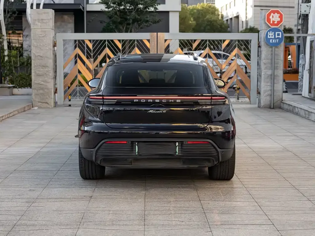 Porsche Macan EV — фото 2