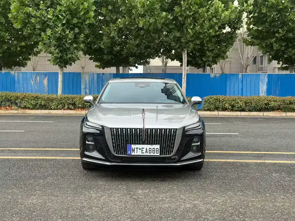 Hongqi H5 — фото 4