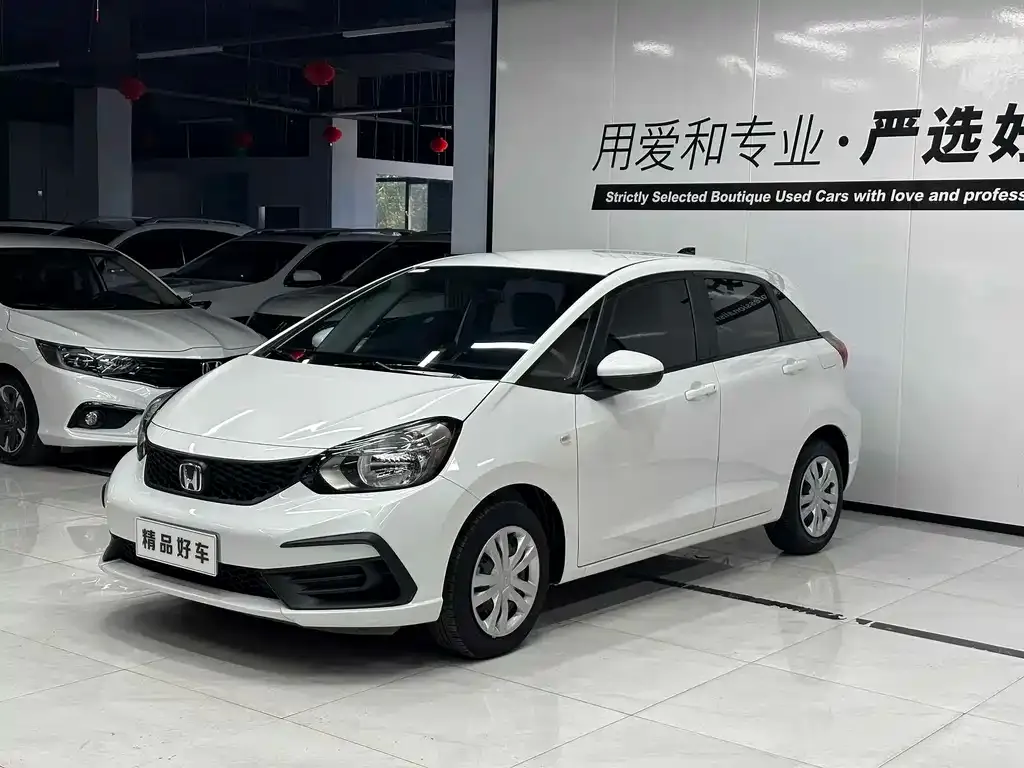 Honda Fit — фото 1