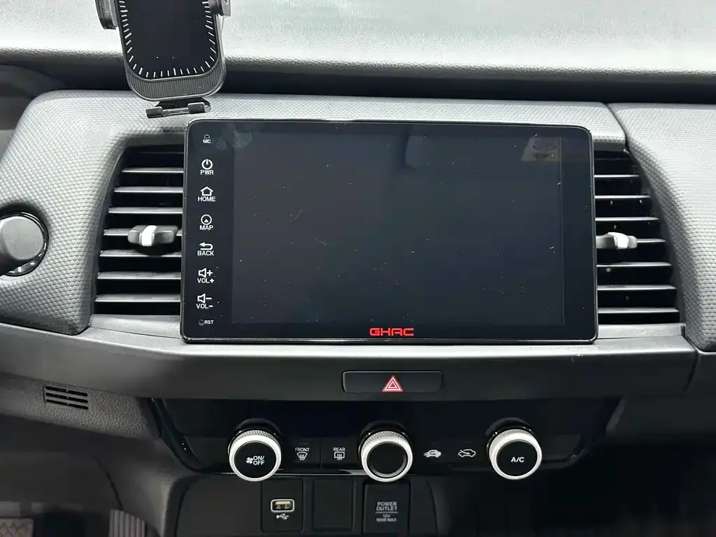 Honda Fit — фото 5
