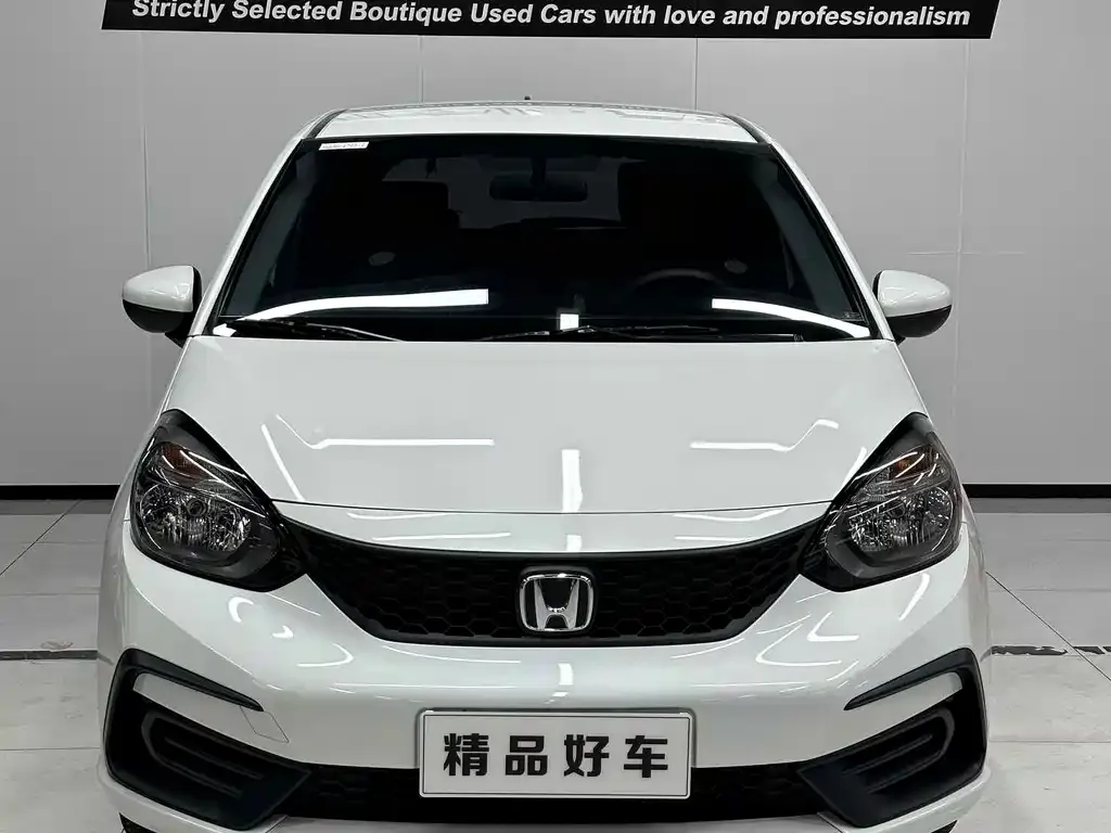 Honda Fit — фото 7