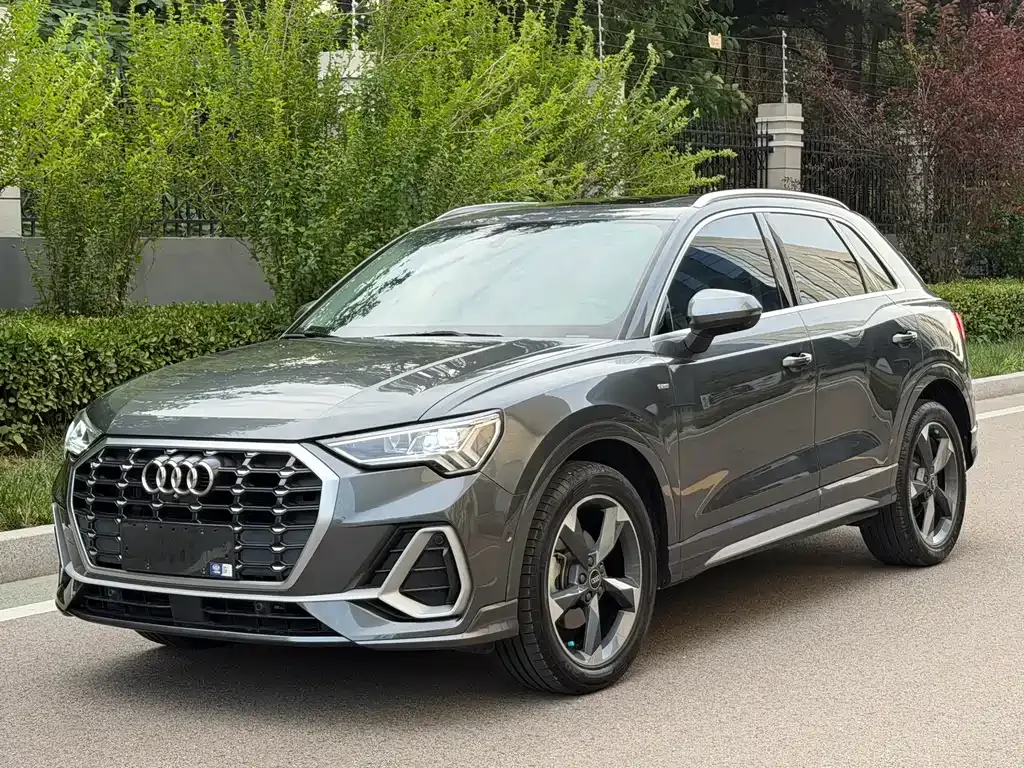 Audi Q3 — фото 6