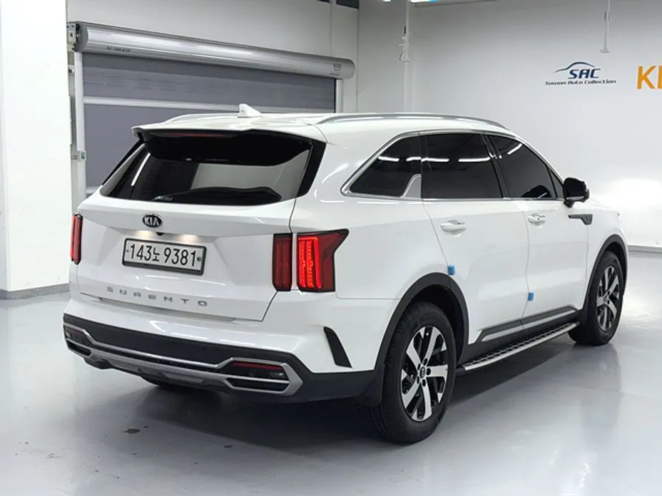 Kia Sorento — фото 6