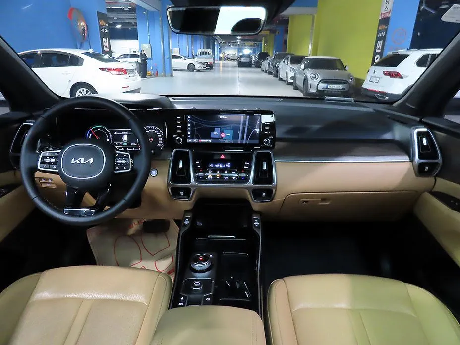 Kia Sorento — фото 8
