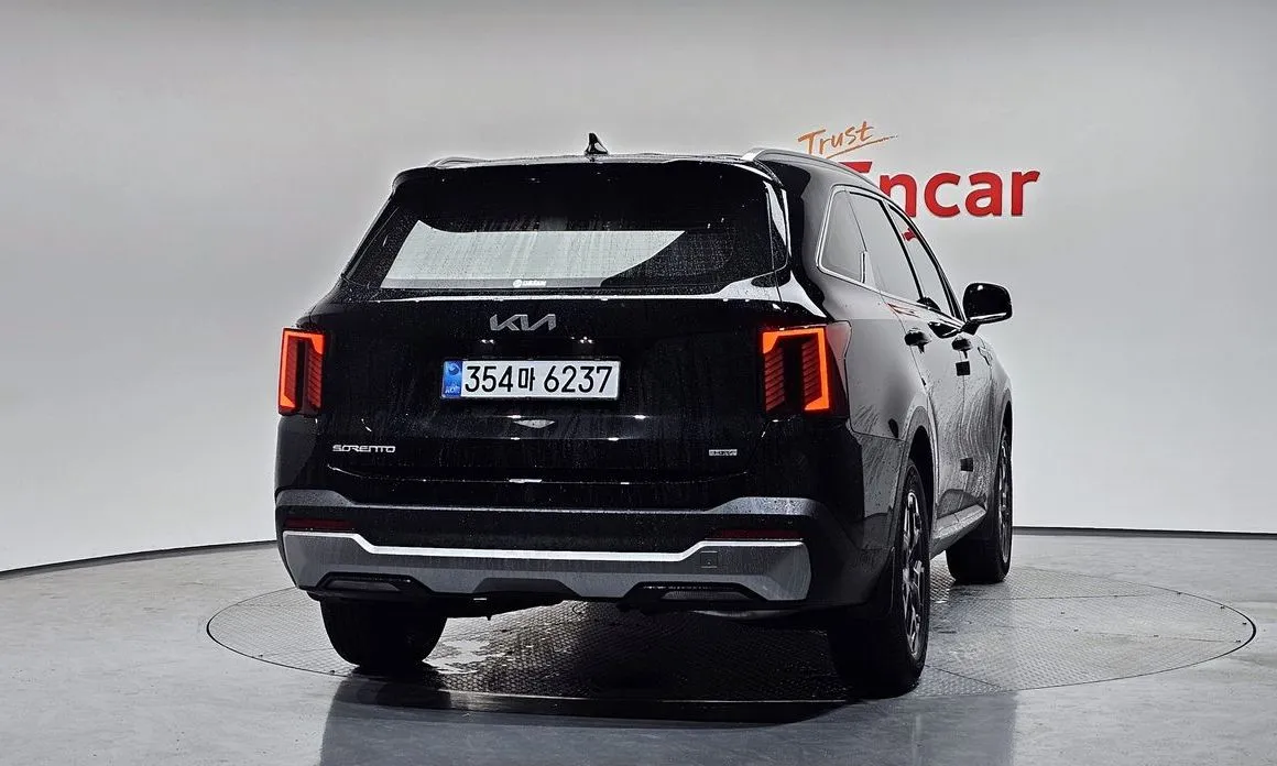 Kia Sorento — фото 5