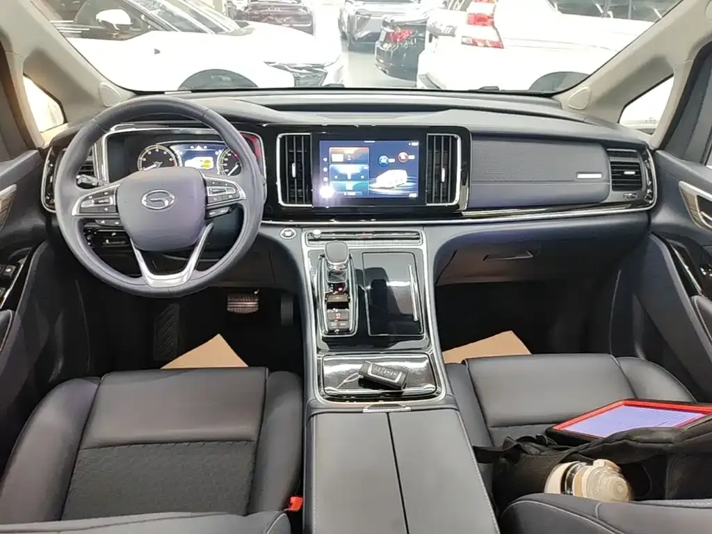 GAC Motor Trumpchi M8 — фото 8