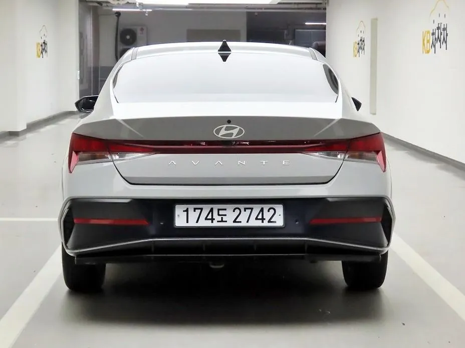 Hyundai AVANTE — фото 7