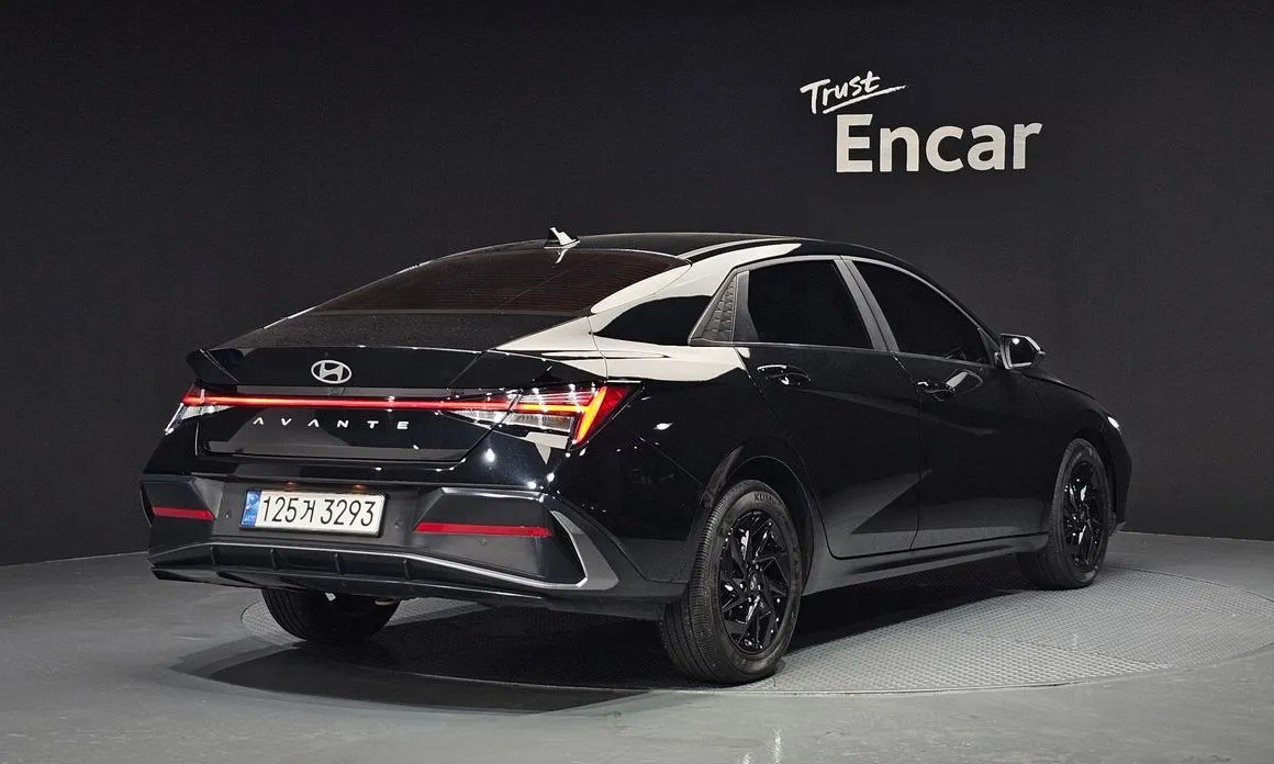 Hyundai AVANTE — фото 8