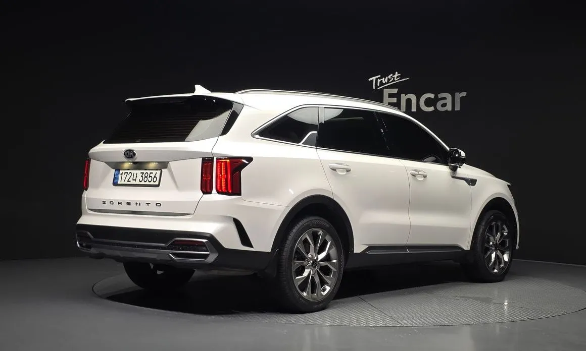 Kia Sorento — фото 4