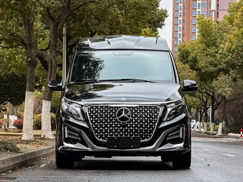 Mercedes-Benz V-Class — фото 5