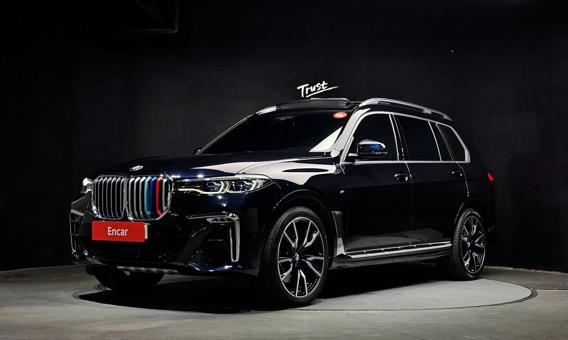 BMW X7 — фото 1