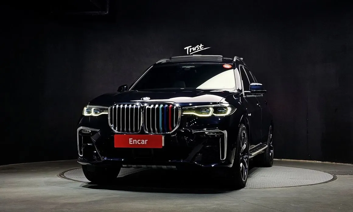 BMW X7 — фото 3