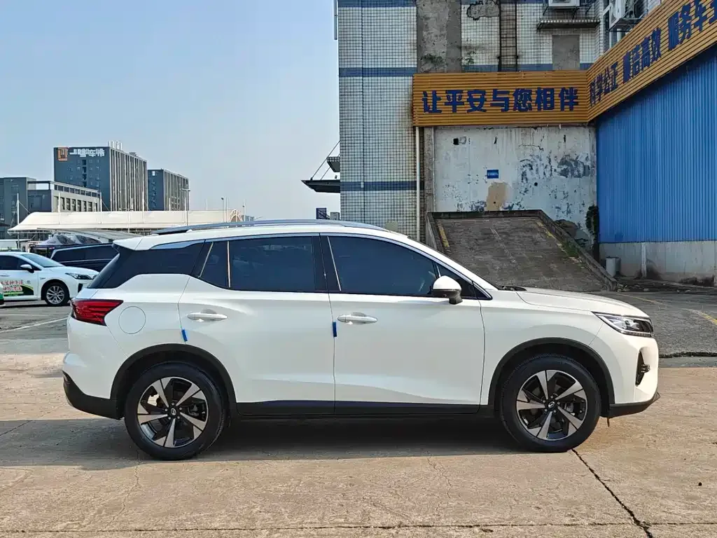 GAC Motor Trumpchi GS4 — фото 10