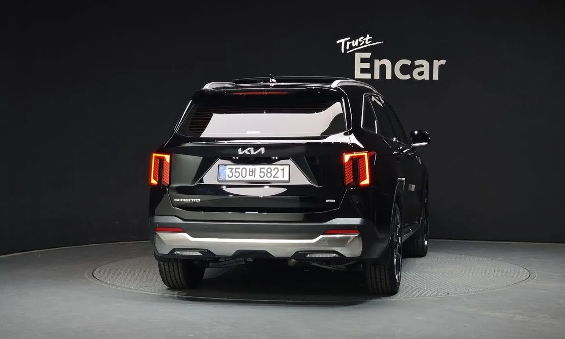 Kia Sorento — фото 3