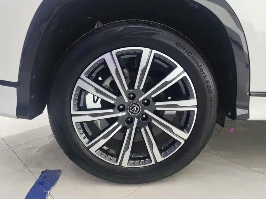 Changan CS75PLUS — фото 10