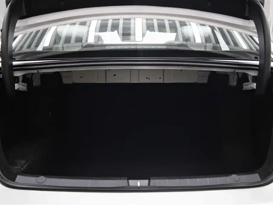 BYD Seal 05 DM-i — фото 3