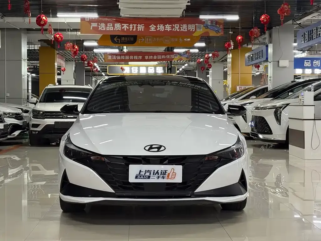 Hyundai Elantra — фото 5