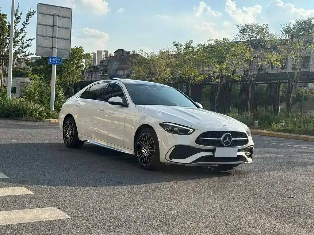 Mercedes-Benz C-Class — фото 10