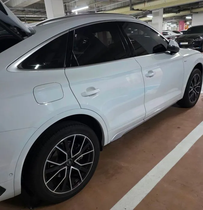 Audi Q5 2023 из KR, фото 7