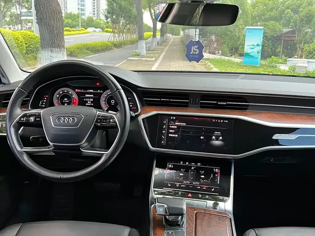 Audi A6 (Import) — фото 2