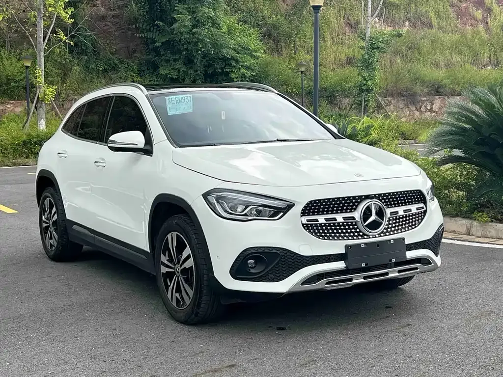 Mercedes-Benz GLA — фото 7