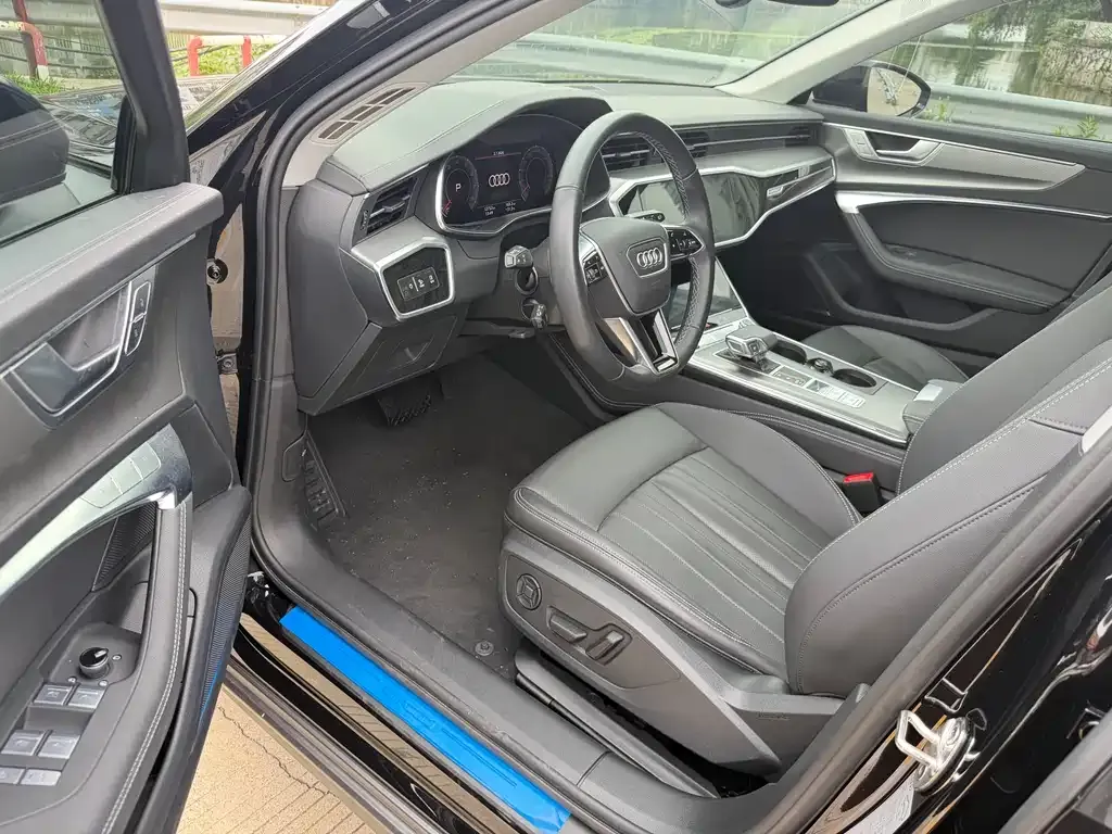 Audi A6 (Import) 2024 из CN, фото 5