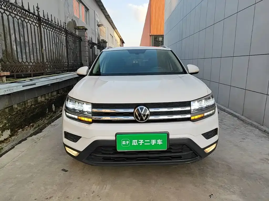 Volkswagen Tharu — фото 9