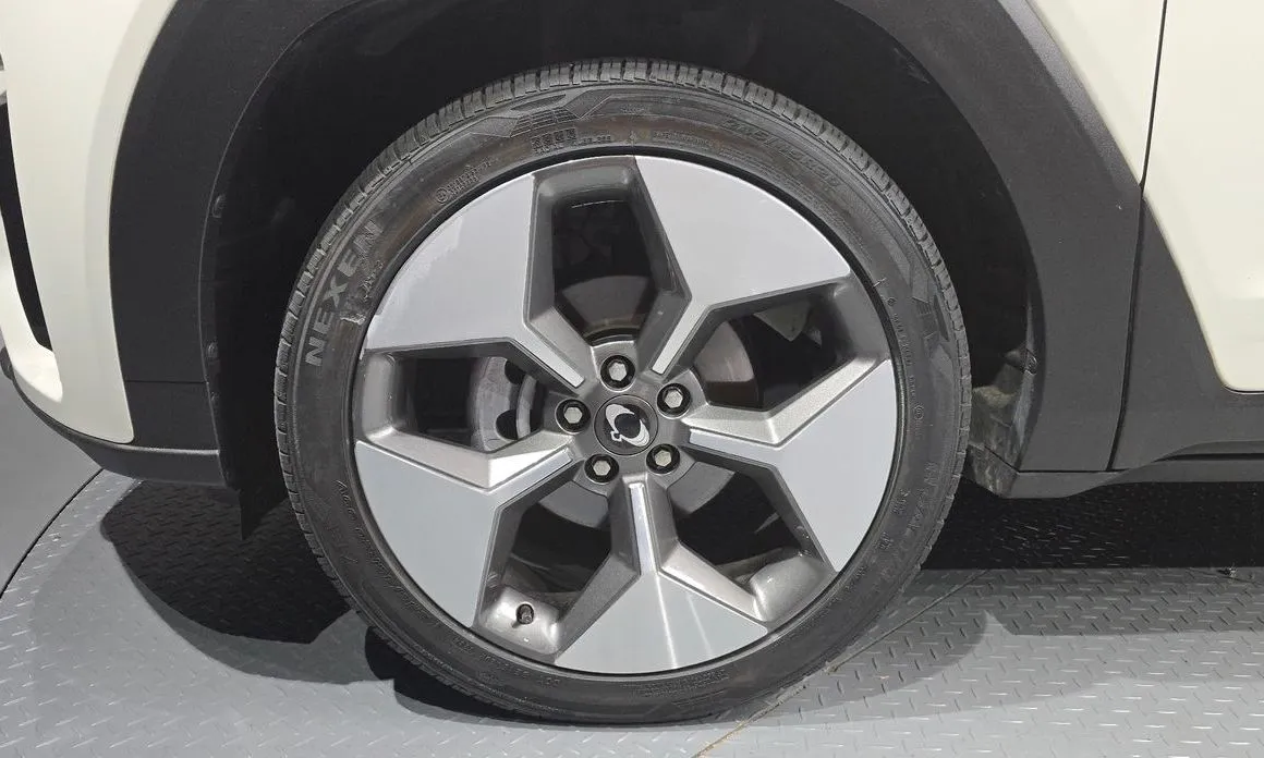 KG Mobility (Ssangyong) Torres 2024 из KR, фото 7