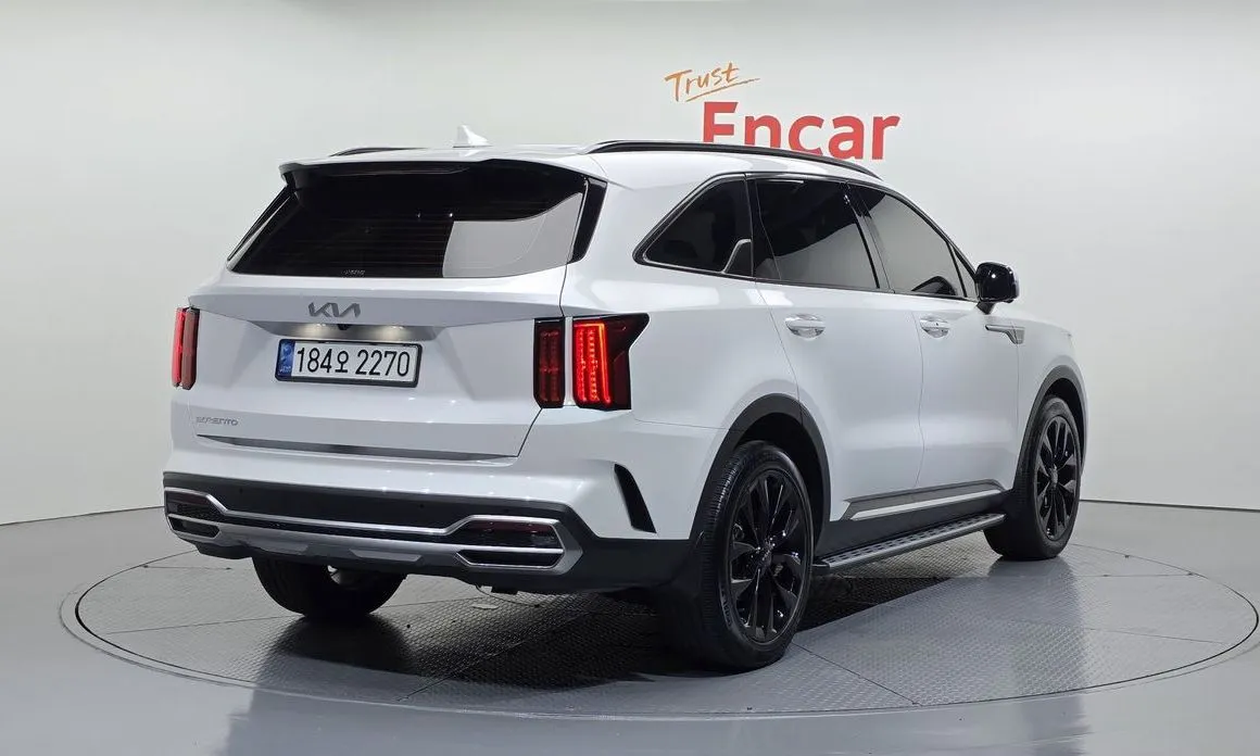 Kia Sorento — фото 4