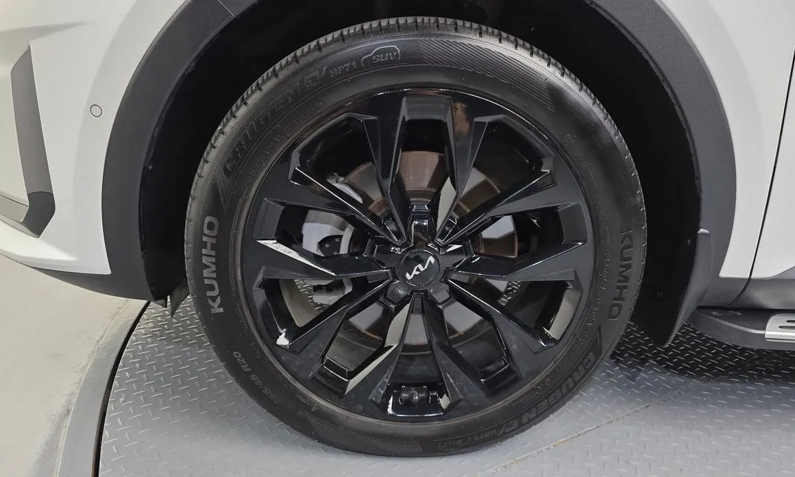 Kia Sorento — фото 9