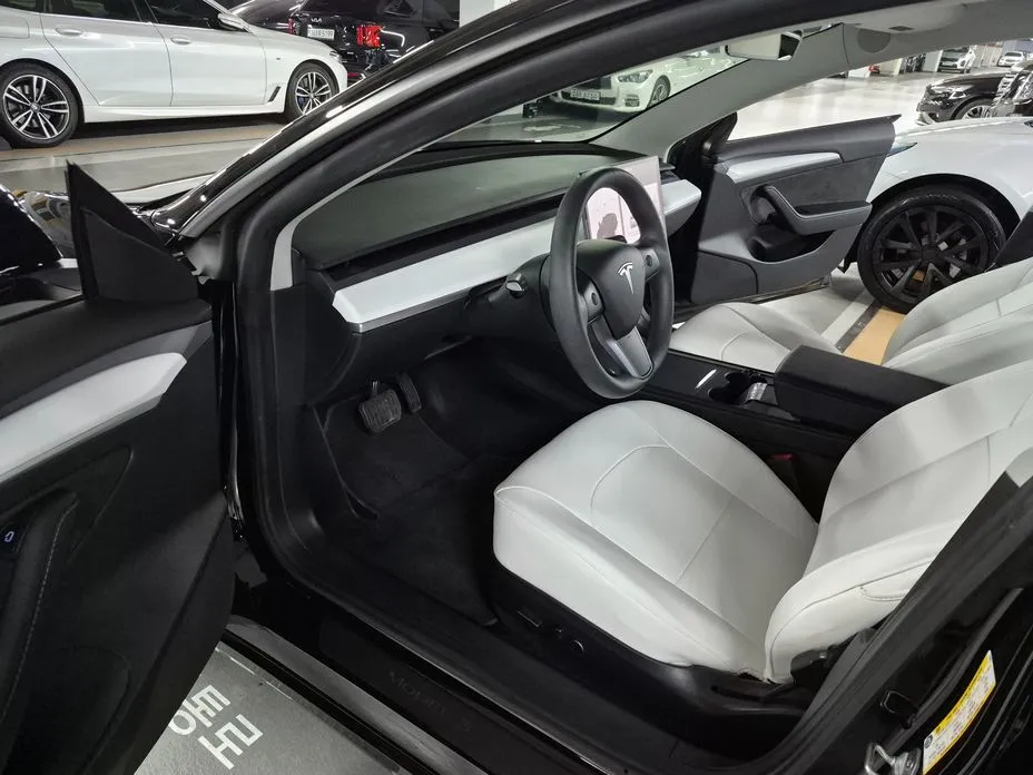 Tesla Model 3 — фото 2