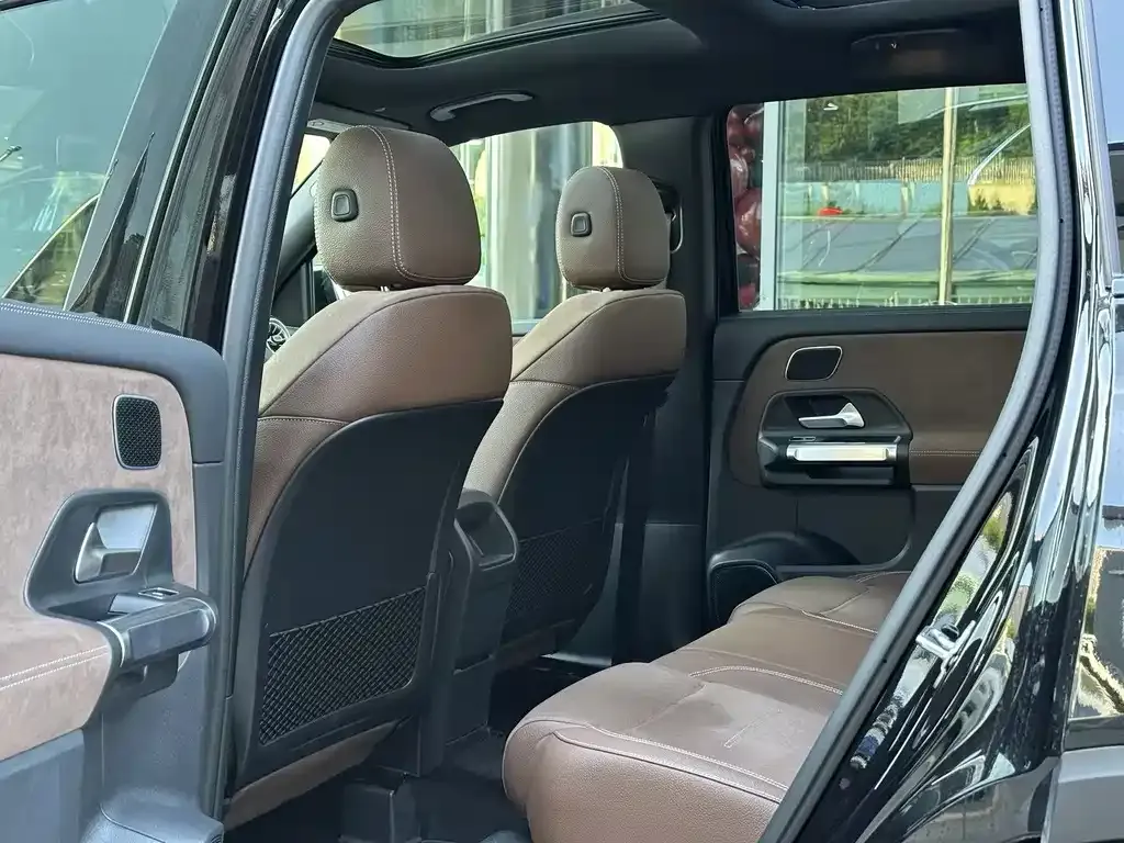 Mercedes-Benz GLB AMG — фото 2