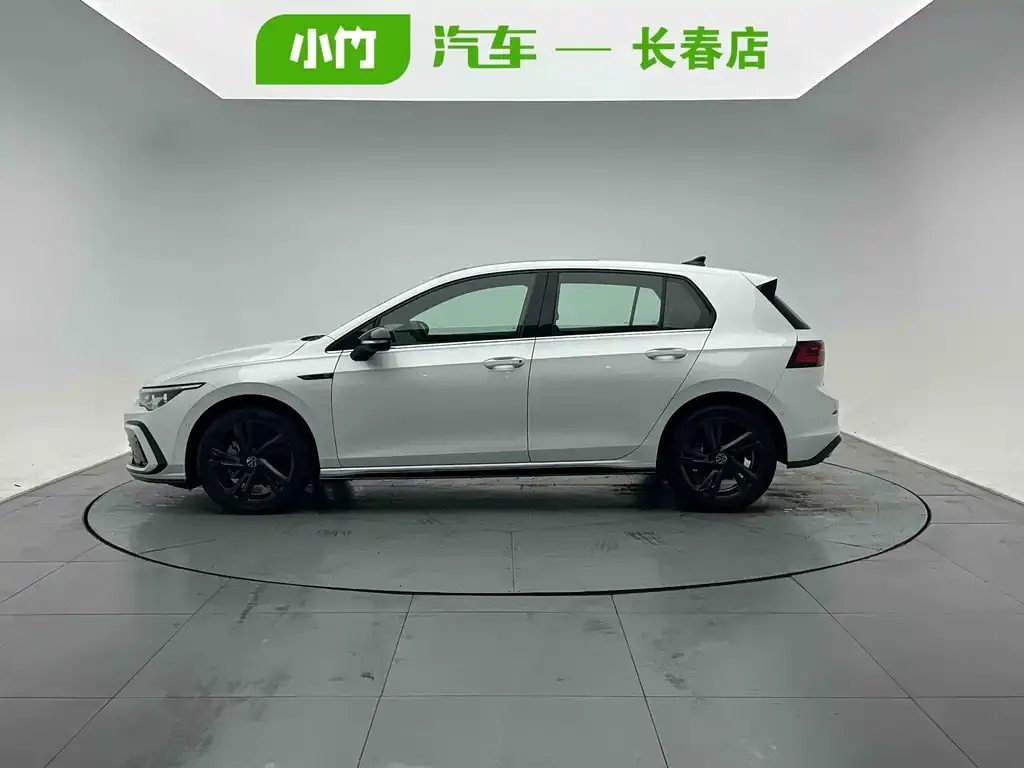 Volkswagen Golf — фото 6