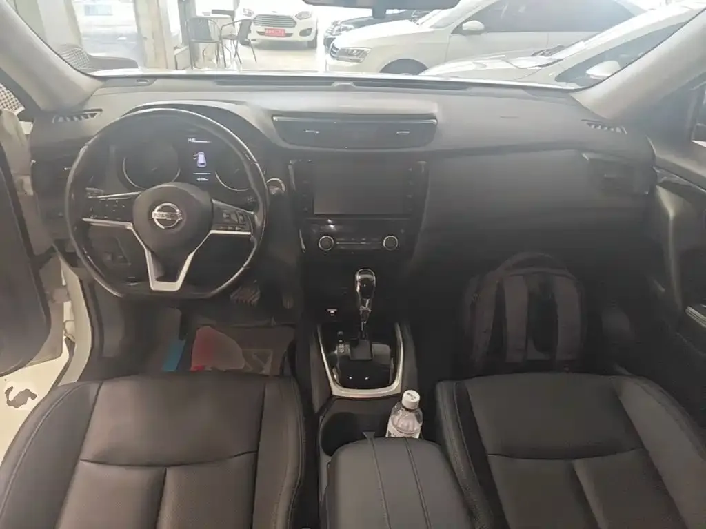 Nissan X-Trail 2023 из CN, фото 5